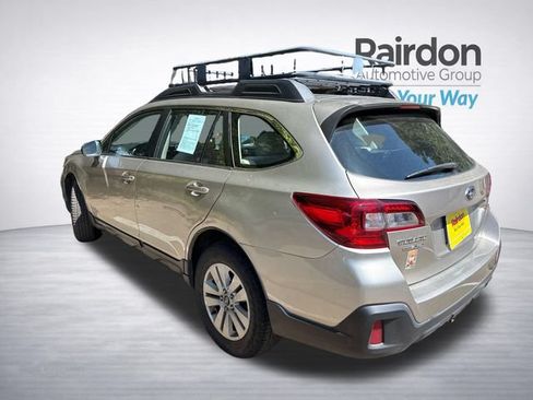 Used 2019 Subaru Outback 2.5i AWD/4WD image 5