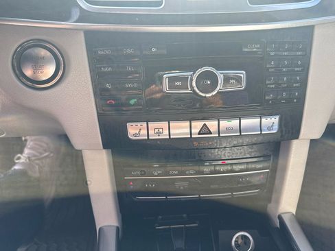 Used 2014 Mercedes-Benz E 350 Sedan image 21