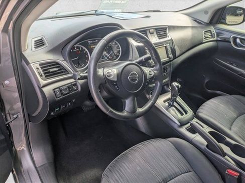 Used 2018 Nissan Sentra SV w/ Premium Package (P01) FWD image 9