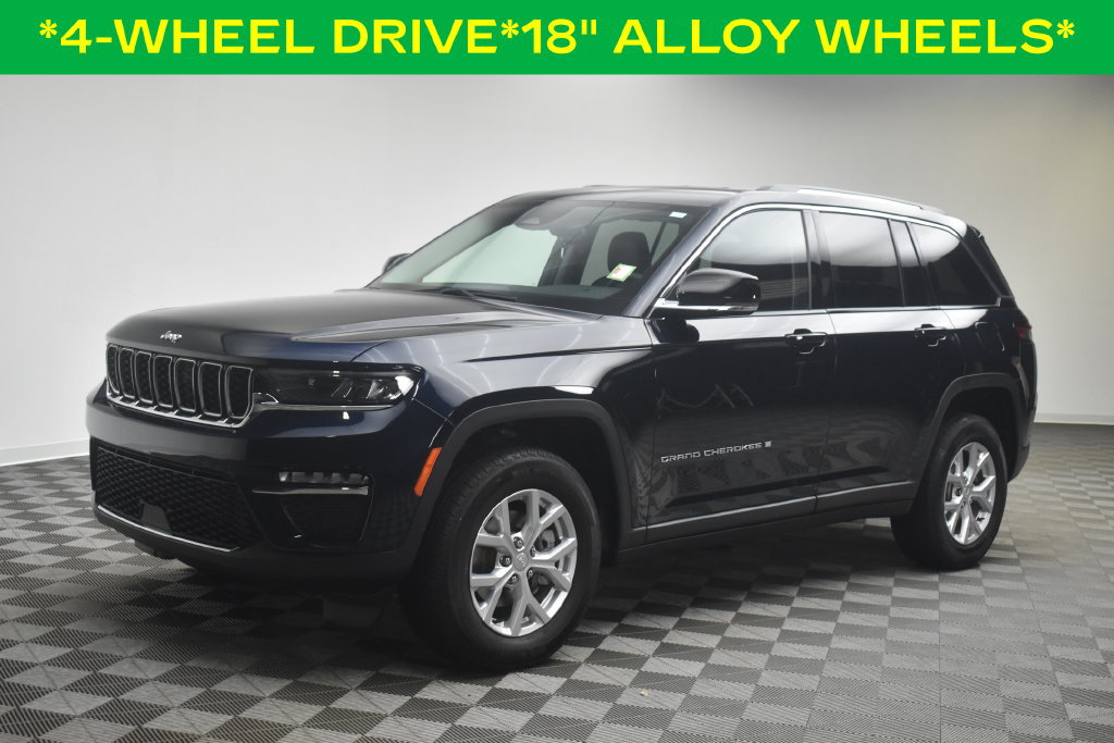 Used 2023 Jeep Grand Cherokee Limited w/ Trailer Tow Prep Group (B) AWD/4WD image 2