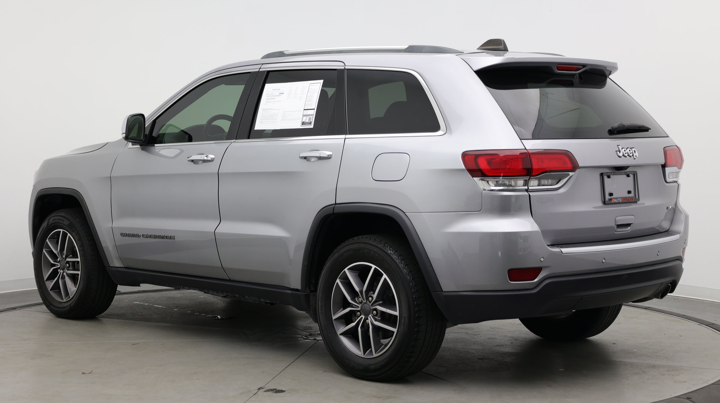 Used 2020 Jeep Grand Cherokee Limited w/ Luxury Group II RWD image 6