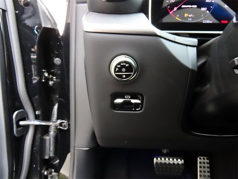 New 2025 Mercedes-Benz GLC 43 AMG 4MATIC image 39