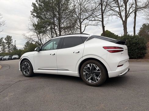 Used 2026 Genesis GV60 RWD image 5