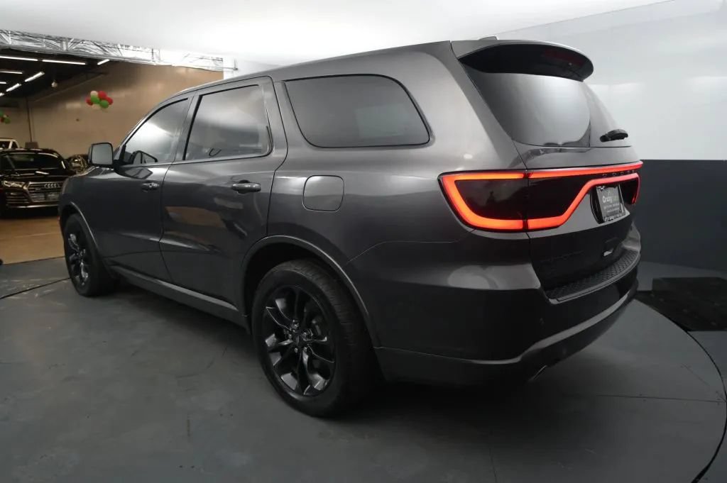 Used 2021 Dodge Durango R/T w/ Blacktop Package AWD/4WD image 3