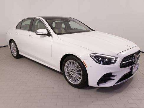 Used 2021 Mercedes-Benz E 350 E 350 4MATIC w/ Premium Package image 7