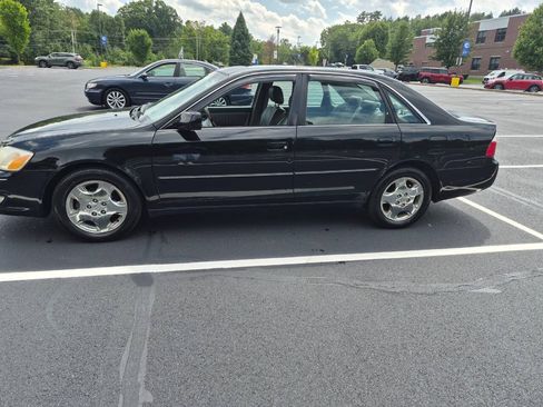 Used 2003 Toyota Avalon XLS FWD image 3