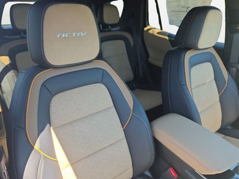 New 2026 Chevrolet Equinox ACTIV w/ Convenience Package III AWD/4WD image 21