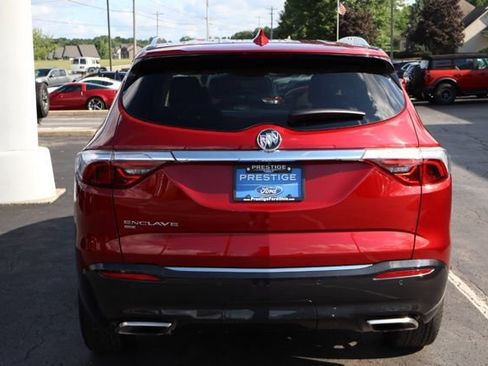 Used 2023 Buick Enclave Essence w/ Experience Buick Package AWD/4WD image 7