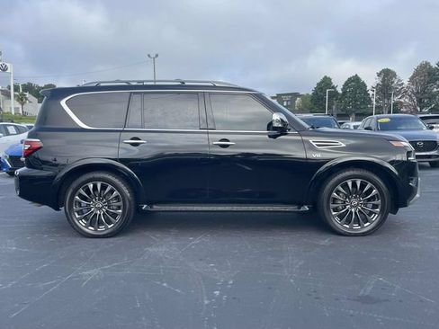 Used 2022 Nissan Armada Platinum w/ Captain's Chairs Package RWD image 8