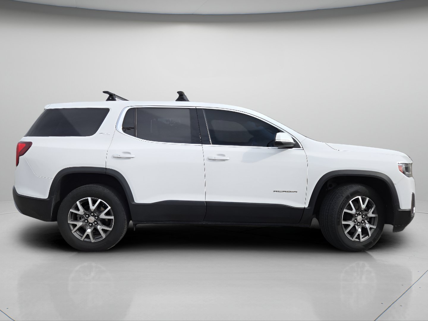 Used 2020 GMC Acadia SLE FWD image 22