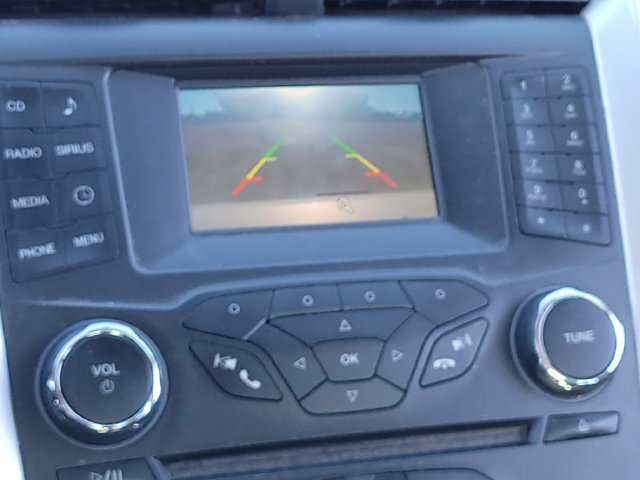Used 2015 Ford Fusion SE FWD image 14