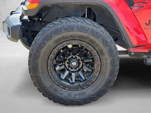 Used 2021 Jeep Gladiator Sport image 23