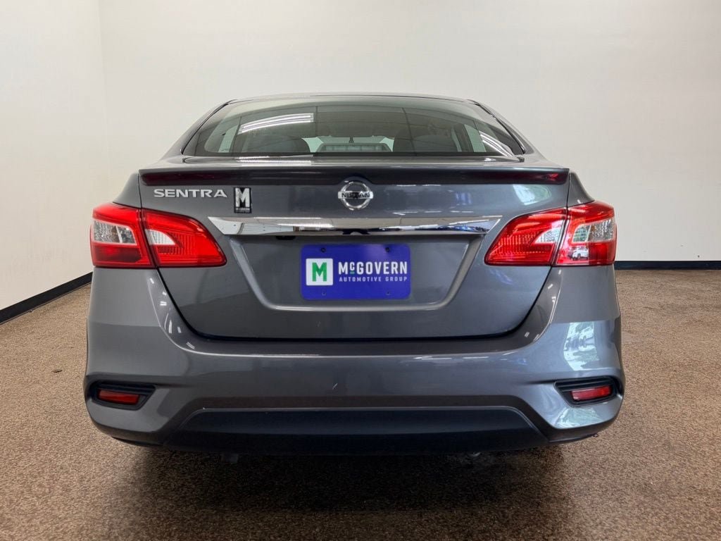 Used 2019 Nissan Sentra S w/ Appearance Package FWD image 4