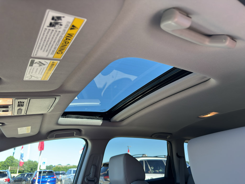Used 2020 Honda CR-V Touring image 11