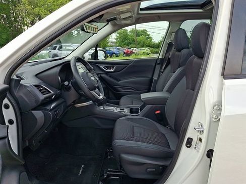Certified 2023 Subaru Forester Premium AWD/4WD image 13