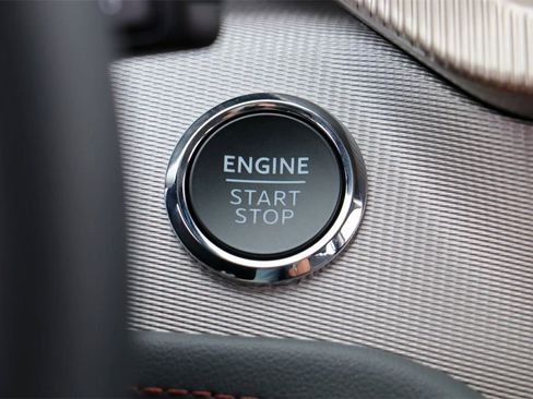 New 2025 Ford Explorer Active w/ Active Comfort Package image 13