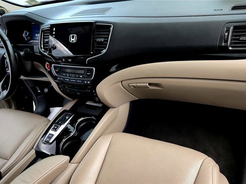 Used 2019 Honda Pilot Elite image 28