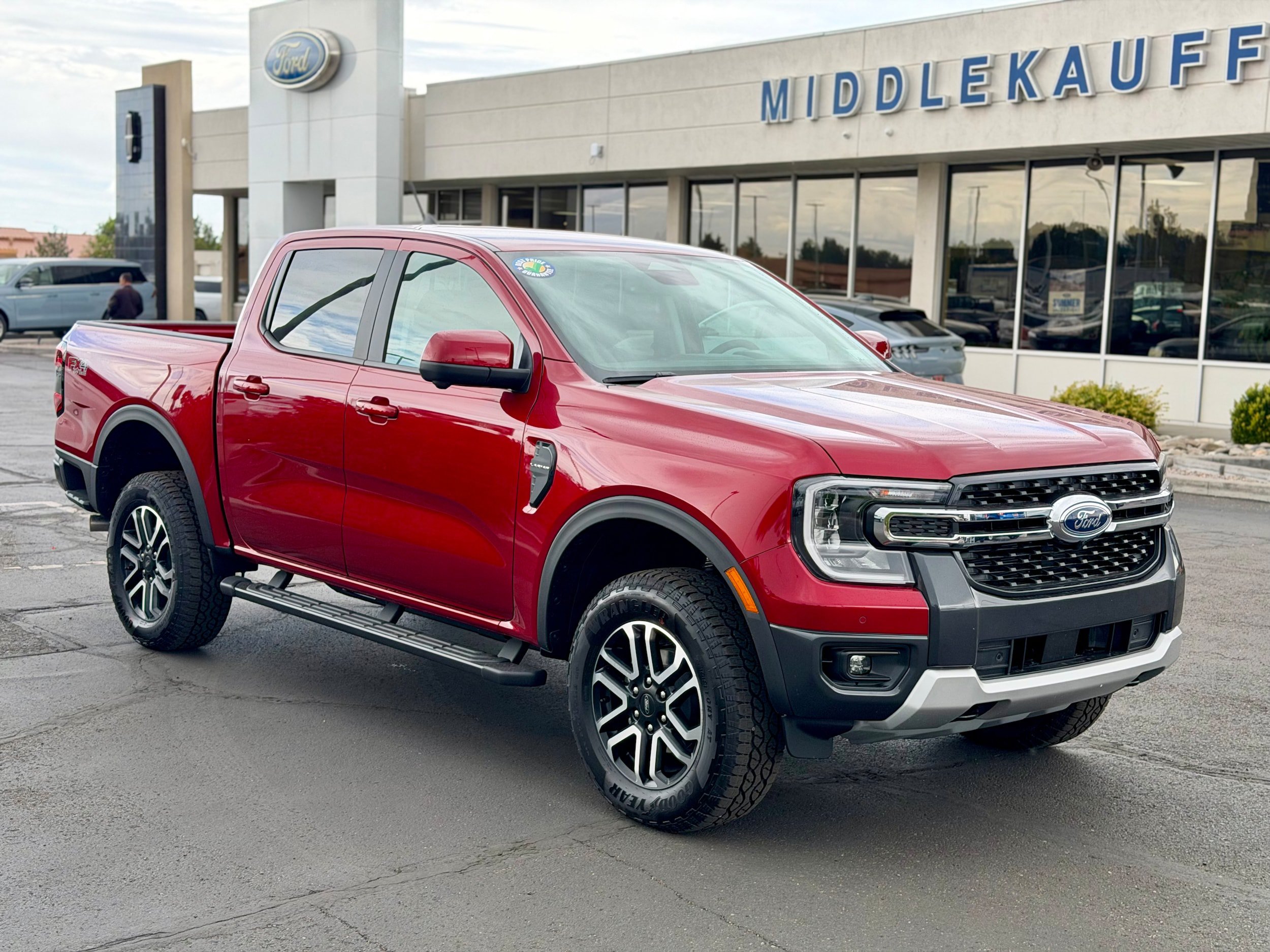 New 2026 Ford Ranger Lariat w/ FX4 Off-Road Package AWD/4WD image 1