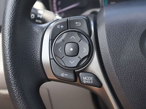 Used 2015 Toyota Venza LE AWD/4WD image 20
