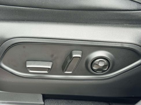 Used 2026 Jeep Grand Cherokee Limited AWD/4WD image 18