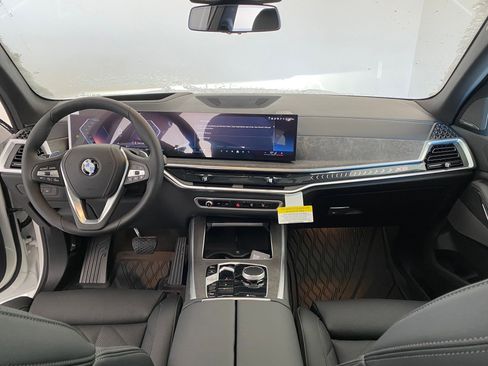 New 2026 BMW X5 xDrive40i w/ Premium Package image 16