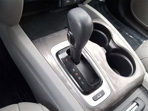 Used 2017 Honda Pilot EX-L image 17