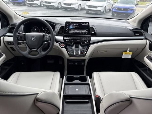 New 2026 Honda Odyssey Touring image 20