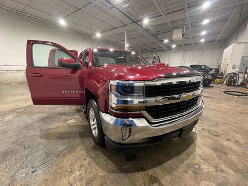 Used 2018 Chevrolet Silverado 1500 LT w/ All Star Edition image 8