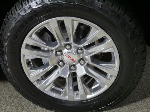 Used 2022 GMC Yukon Denali image 15