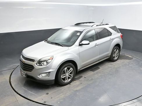 Used 2017 Chevrolet Equinox Premier w/ Enhanced Convenience Package image 30