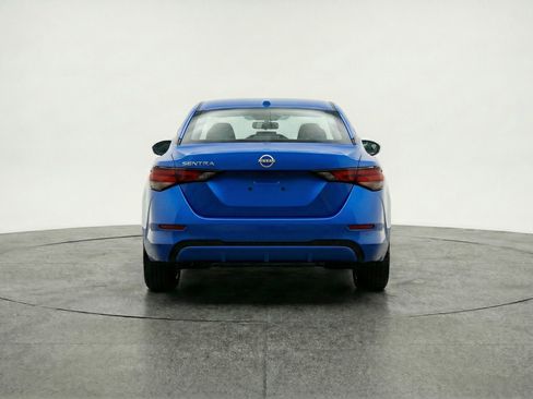 Used 2025 Nissan Sentra SV image 7
