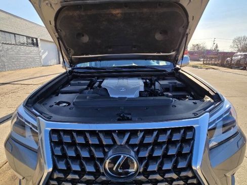Used 2023 Lexus GX 460 Premium image 6