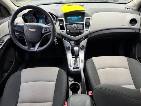Used 2012 Chevrolet Cruze LS w/ Connectivity Package image 12