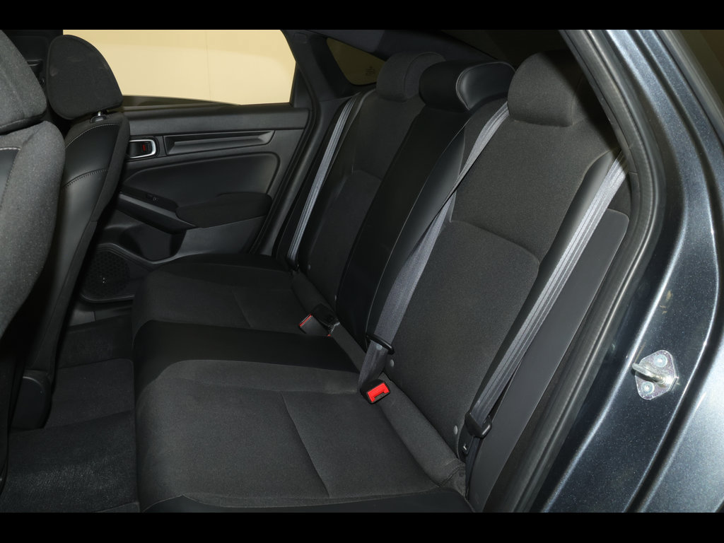 Used 2023 Honda Civic Sport image 27