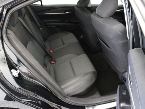 Used 2026 Toyota Camry LE w/ Convenience Package FWD image 32