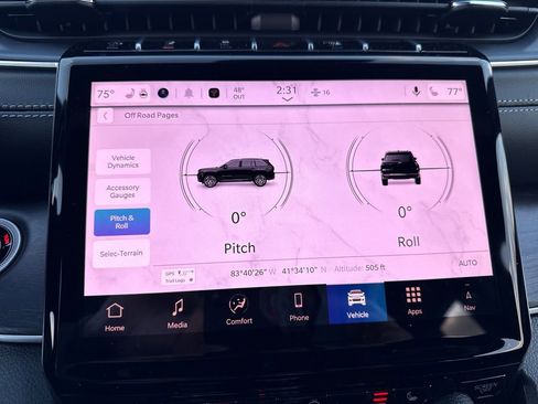 Certified 2025 Jeep Grand Cherokee Limited w/ Trailer Tow Package image 33