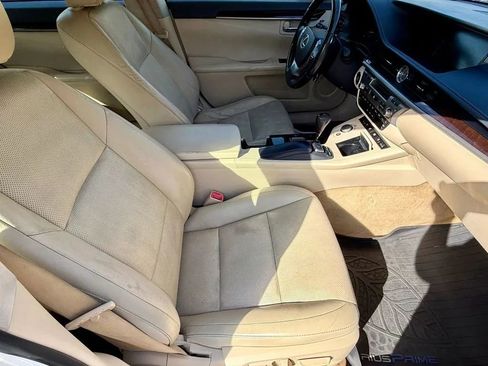 Used 2015 Lexus ES 350 w/ Luxury Package FWD image 18