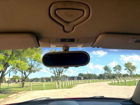 Used 2004 Volkswagen Beetle GLS image 18