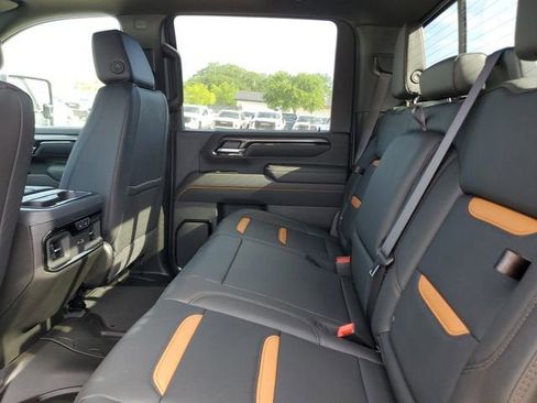 New 2026 GMC Sierra 2500 AT4 w/ AT4 Premium Plus Package AWD/4WD image 12