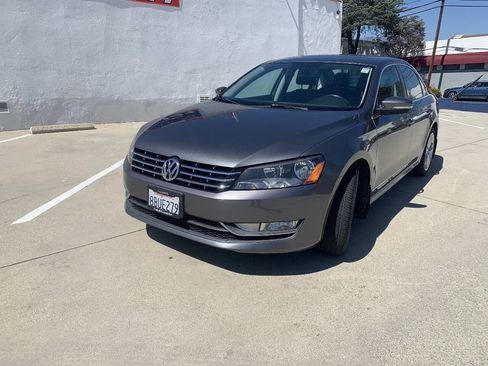 Used 2014 Volkswagen Passat TDI SEL Premium FWD image 3