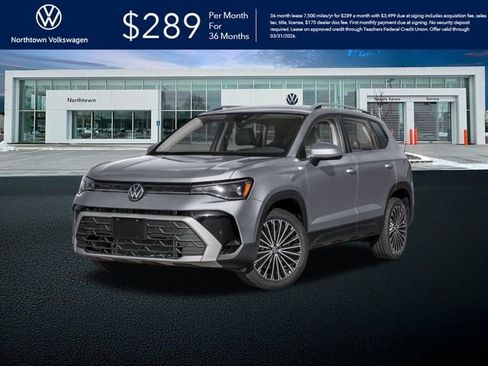 New 2025 Volkswagen Taos SE w/ Panoramic Sunroof Package image 1