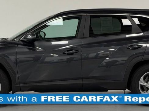 Used 2023 Hyundai Tucson SEL FWD image 2