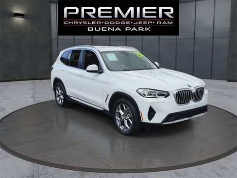 Used 2024 BMW X3 xDrive30i w/ Premium Essential Package image 2