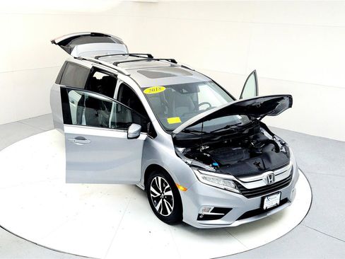 Used 2018 Honda Odyssey Elite image 21