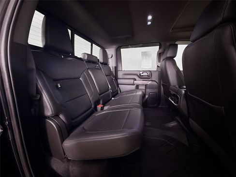 Used 2022 Chevrolet Silverado 2500 LTZ w/ LTZ Convenience Package image 28