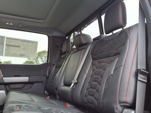 New 2026 Ford F250 Lariat w/ Black Appearance Package AWD/4WD image 6