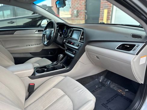 Used 2018 Hyundai Sonata SE image 23