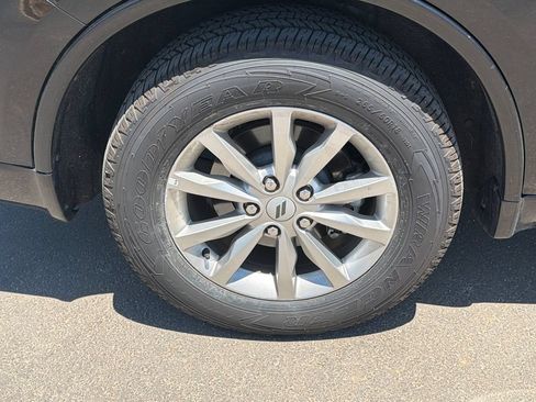 Used 2025 Dodge Durango GT RWD image 17