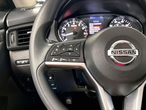 Used 2020 Nissan Rogue S AWD/4WD image 22