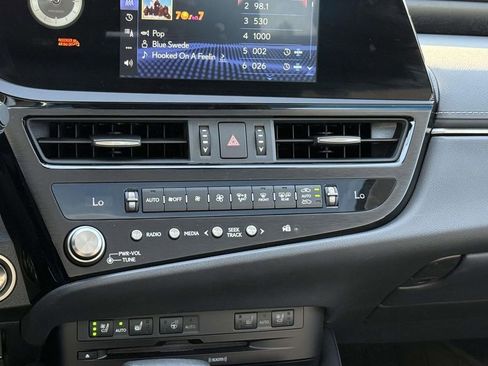 Used 2022 Lexus ES 350 w/ Premium Package image 19